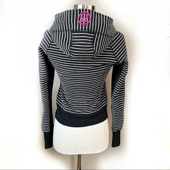 LULULEMON rare 2013 parallel stripe scuba sweater size 2 - Picture 3 of 4